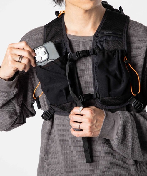 MYSTERY RANCH（ミステリーランチ）の「MYSTERY RANCH GALLAGATOR 10 ミステリーランチ リュック ギャラゲーター 10（バックパック/リュック・メンズ・ブラック/ベージュ系1/グレー系1・FREE/S/M/L/XL）」の18枚目の写真