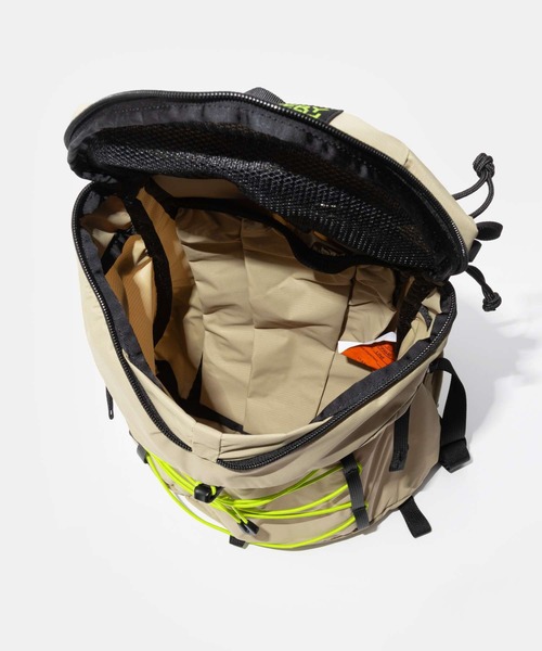 MYSTERY RANCH（ミステリーランチ）の「MYSTERY RANCH GALLAGATOR 10 ミステリーランチ リュック ギャラゲーター 10（バックパック/リュック・メンズ・ブラック/ベージュ系1/グレー系1・FREE/S/M/L/XL）」の21枚目の写真