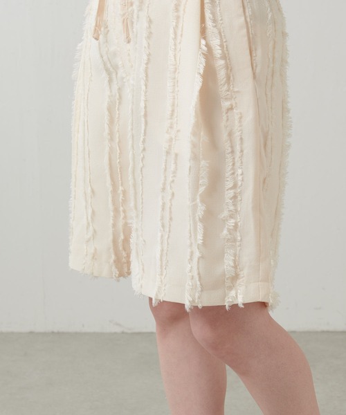 GHOSPELL（ゴスペル）の「GHOSPELL/フリンジショートパンツ/セットアップ可（その他パンツ・レディース・アイボリー・SMALL）」の17枚目の写真