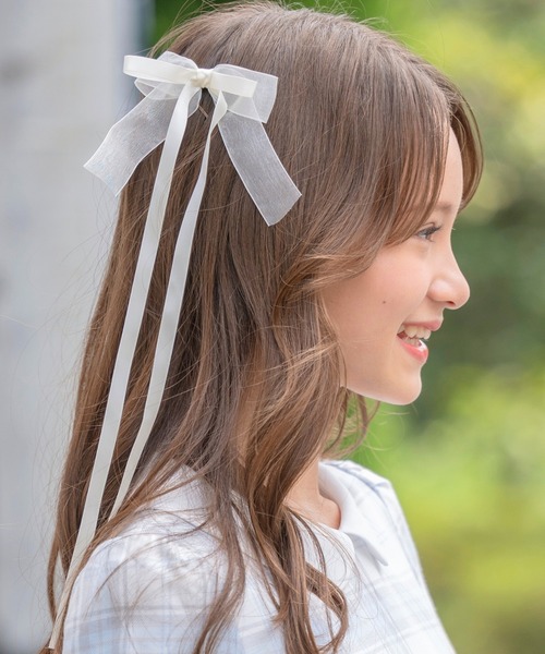 Catherine Cottage（キャサリンコテージ）の「【ZOZO限定】ロングリボンUピン2本セット（ヘアピン・レディース・ホワイト/ピンク/レッド/イエロー/ブラック/ライラック/サックスブルー/グリーン・FREE）」の3枚目の写真