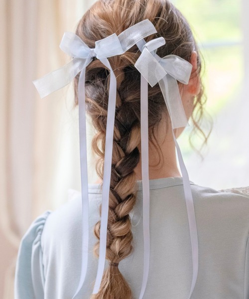 Catherine Cottage（キャサリンコテージ）の「【ZOZO限定】ロングリボンUピン2本セット（ヘアピン・レディース・ホワイト/ピンク/レッド/イエロー/ブラック/ライラック/サックスブルー/グリーン・FREE）」の6枚目の写真