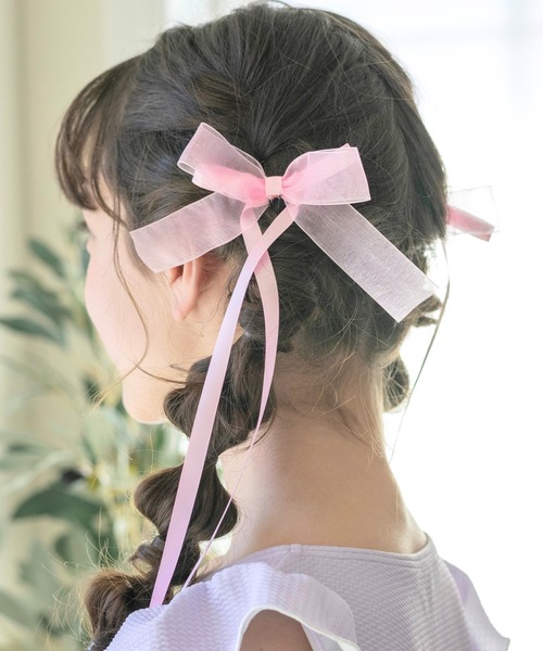 Catherine Cottage（キャサリンコテージ）の「【ZOZO限定】ロングリボンUピン2本セット（ヘアピン・レディース・ホワイト/ピンク/レッド/イエロー/ブラック/ライラック/サックスブルー/グリーン・FREE）」の2枚目の写真