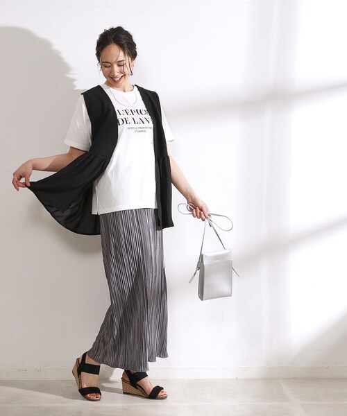 DRESKIP（ドレスキップ）の「◆【2点セット】大人のフェミニンカジュアルに　ペプラムジレ＋ロゴTシャツ（その他トップス・レディース・ブルー/カーキ/ブラック・04/03/02）」の9枚目の写真