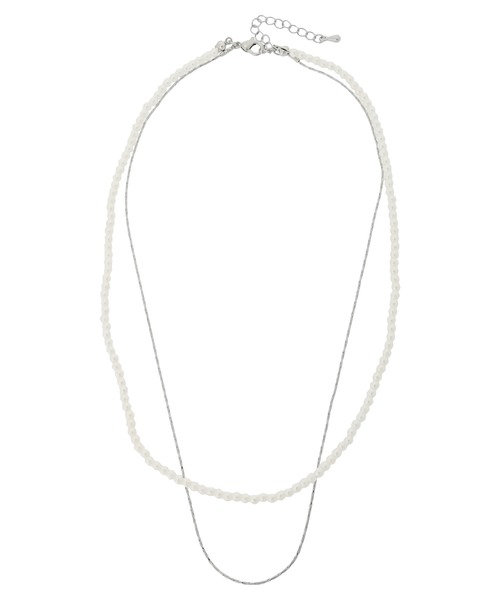 earth music&ecology（アースミュージックアンドエコロジー）の「パールチェーン2連ネックレス（ネックレス・レディース・シルバー/ゴールド・FREE）」の2枚目の写真