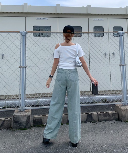 non-hedge（ノンヘッジ）の「ワンショルダークロップド丈トップス（Tシャツ/カットソー・レディース・オフホワイト/チャコールグレー/ブラック/ワインレッド・FREE）」の7枚目の写真
