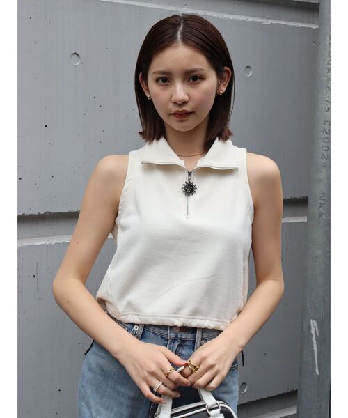 EVRIS（エヴリス）の「SUNNYハーフジップノースリトップス（Tシャツ/カットソー・レディース・イエロー/ホワイト/ブラック/グレー・FREE）」の19枚目の写真