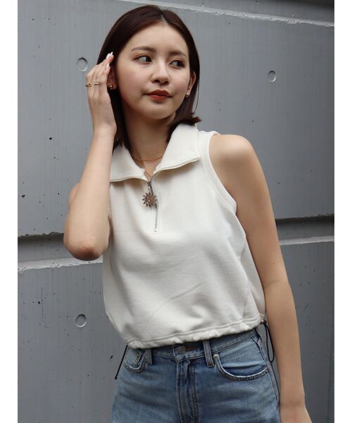 EVRIS（エヴリス）の「SUNNYハーフジップノースリトップス（Tシャツ/カットソー・レディース・イエロー/ホワイト/ブラック/グレー・FREE）」の21枚目の写真