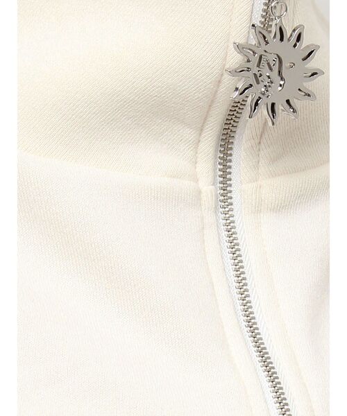 EVRIS（エヴリス）の「SUNNYハーフジップノースリトップス（Tシャツ/カットソー・レディース・イエロー/ホワイト/ブラック/グレー・FREE）」の9枚目の写真