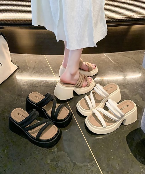 Miniministore(ミニミニストア)の「ミュールサンダル 厚底 太ヒール 美脚夏(サンダル・レディース・アイボリー/ブラック/ダークベージュ・24.5cm/23.0cm/22.5cm/25.0cm/24.0cm/23.5cm)」の7枚目の写真