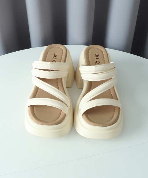 Miniministore(ミニミニストア)の「ミュールサンダル 厚底 太ヒール 美脚夏(サンダル・レディース・アイボリー/ブラック/ダークベージュ・24.5cm/23.0cm/22.5cm/25.0cm/24.0cm/23.5cm)」の4枚目の写真