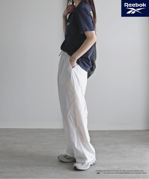 COURO(コウロ)の「【Reebok/リーボック】 ポケット付きワンポイント刺繍ロゴTシャツ(Tシャツ/カットソー・レディース・ブラック/サックスブルー/ホワイト/ネイビー・M/XL/L)」の16枚目の写真