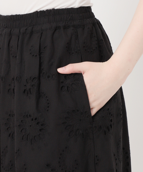 B.C STOCK(ベーセーストック)の「アイレットレイヤーイージーワイドパンツ(その他パンツ・レディース・ホワイト/ブラック・FREE)」の5枚目の写真