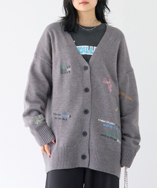 LAVEANGE(ラビアンジェ)の「刺繍ニットカーディガン(カーディガン/ボレロ・レディース・ブラック/グレー・F)」の4枚目の写真