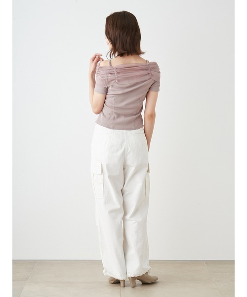 SNIDEL(スナイデル)の「リボンディテールカットトップス(Tシャツ/カットソー・レディース・アイボリー/ブラック/ピンク・FREE)」の13枚目の写真