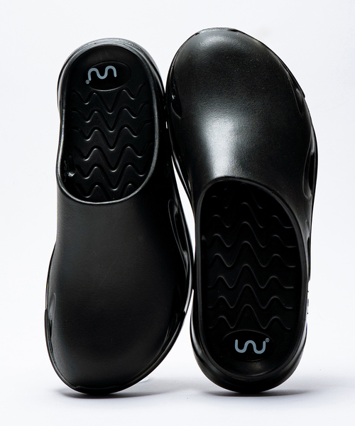 Doubleu(ダブリュー)の「Doubleu / ダブリュー ROMA MULE(サンダル・メンズ・ブラック・40/41/42/43)」の11枚目の写真