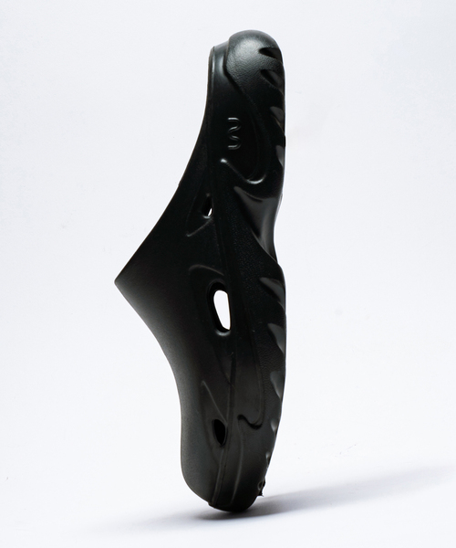 Doubleu(ダブリュー)の「Doubleu / ダブリュー ROMA MULE(サンダル・メンズ・ブラック・40/41/42/43)」の3枚目の写真