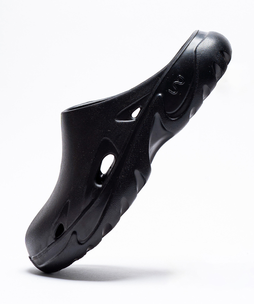 Doubleu(ダブリュー)の「Doubleu / ダブリュー ROMA MULE(サンダル・メンズ・ブラック・40/41/42/43)」の5枚目の写真