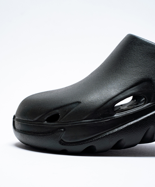 Doubleu(ダブリュー)の「Doubleu / ダブリュー ROMA MULE(サンダル・メンズ・ブラック・40/41/42/43)」の7枚目の写真