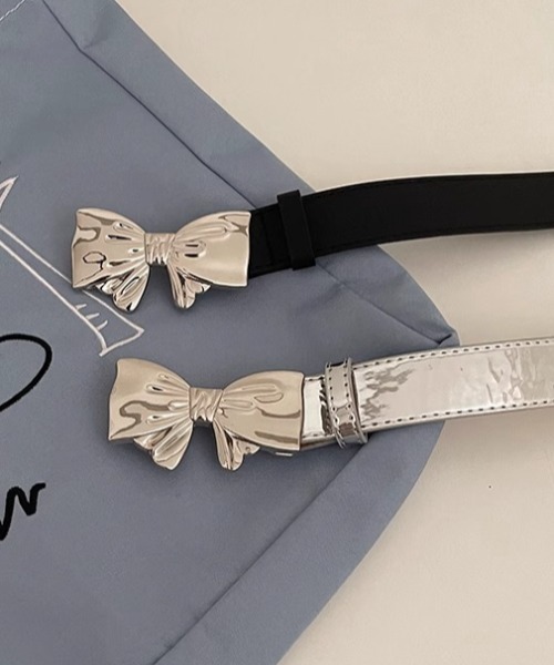 DIAVEL（ディアベル）の「2色展開リボンバックルベルト（ベルト・レディース・ブラック/シルバー・FREE）」の7枚目の写真