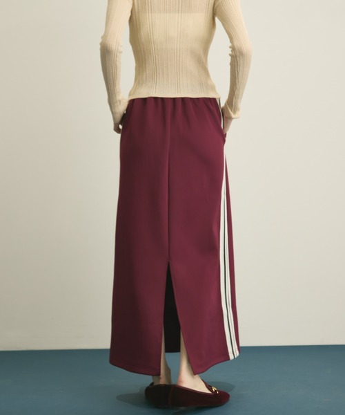 MERLOT（メルロー）の「ダブルライントラックスカート/セットアップ着用可能（スカート・レディース・バーガンディー/ネイビー・FREE）」の11枚目の写真