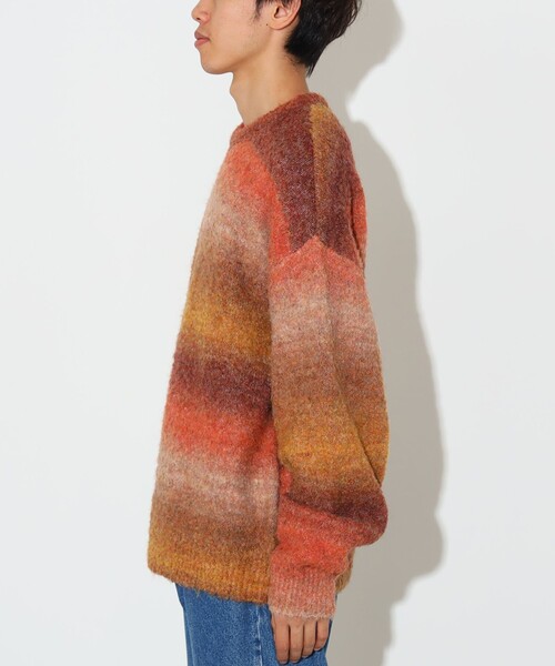 BEAMS HEART(ビームスハート)の「アソート グラデーション クルーネック ニット(ニット/セーター・メンズ・ダークブラウン/ブラウン・SMALL/MEDIUM/LARGE)」の6枚目の写真