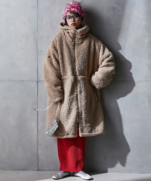 GEVS.(ジェイヴィス)の「ボアモッズコート <大きいサイズ有>GEVS.(モッズコート・レディース・ベージュ/ブラウン・4L/3L/LL/L/M/5L)」の5枚目の写真