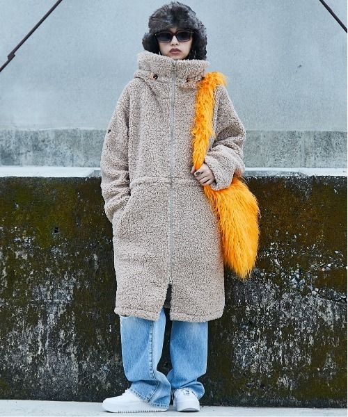 GEVS.(ジェイヴィス)の「ボアモッズコート <大きいサイズ有>GEVS.(モッズコート・レディース・ベージュ/ブラウン・4L/3L/LL/L/M/5L)」の8枚目の写真