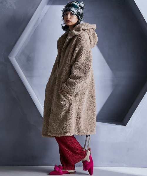 GEVS.(ジェイヴィス)の「ボアモッズコート <大きいサイズ有>GEVS.(モッズコート・レディース・ベージュ/ブラウン・4L/3L/LL/L/M/5L)」の11枚目の写真