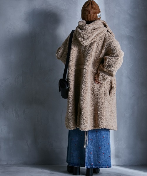 GEVS.(ジェイヴィス)の「ボアモッズコート <大きいサイズ有>GEVS.(モッズコート・レディース・ベージュ/ブラウン・4L/3L/LL/L/M/5L)」の15枚目の写真