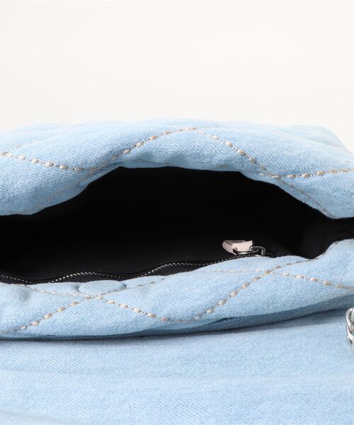 DRESSLAVE（ドレスレイブ）の「GAVA MILANO / denim quilting pochette(デニムキルティングポシェット)（クラッチバッグ・レディース・ブルー・FREE）」の4枚目の写真