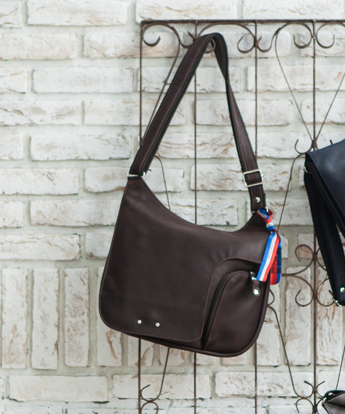 JeanLouisFoures（ジャンルイフレ）の「フランス製カーフボディバッグ