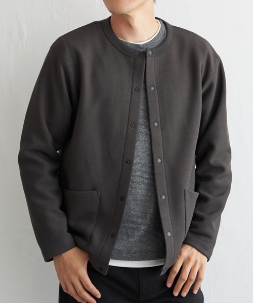 ikka（イッカ）の「ボンディングクルーネックカーディガン（カーディガン/ボレロ・メンズ・チャコールグレー/ブラック/ネイビー/ベージュ・M/L/XL/S）」の2枚目の写真