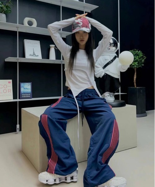 Y2K SYNAPSE FACTORY（ワイツーケー シナプスファクトリー）の「【レイヤード】カットソー（Tシャツ/カットソー・レディース・ホワイト/グレー・FREE）」の2枚目の写真