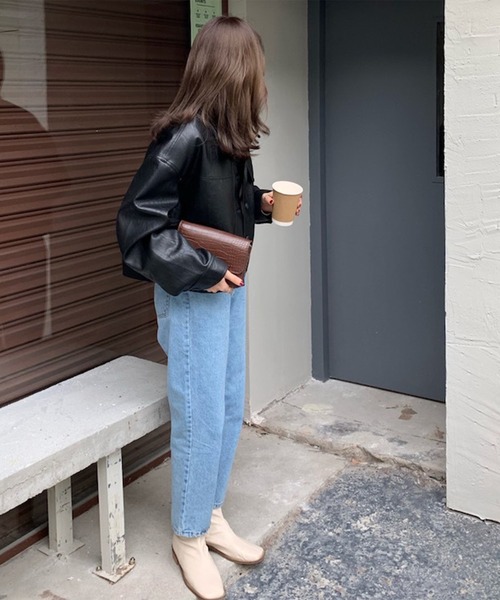 aimoha(アイモハ)の「ステンカラーPUレザージャケット(ブルゾン・レディース・キャメル/ブラック・FREE)」の15枚目の写真