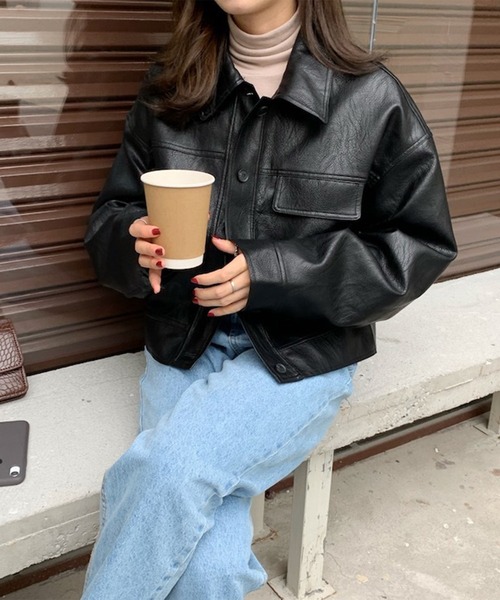 aimoha(アイモハ)の「ステンカラーPUレザージャケット(ブルゾン・レディース・キャメル/ブラック・FREE)」の5枚目の写真