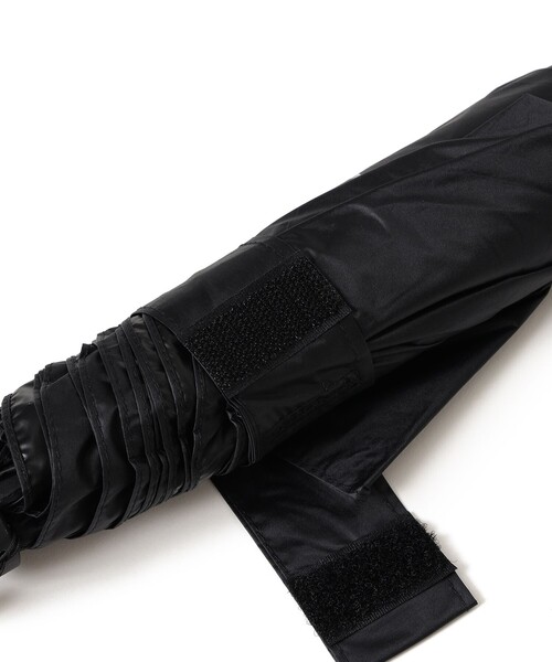 bpr BEAMS（ビーピーアール ビームス ）の「【コンパクト】UVカット 晴雨兼用 折り畳み傘 ②（折りたたみ傘・レディース・シルバー/ブラック・ONE SIZE）」の12枚目の写真