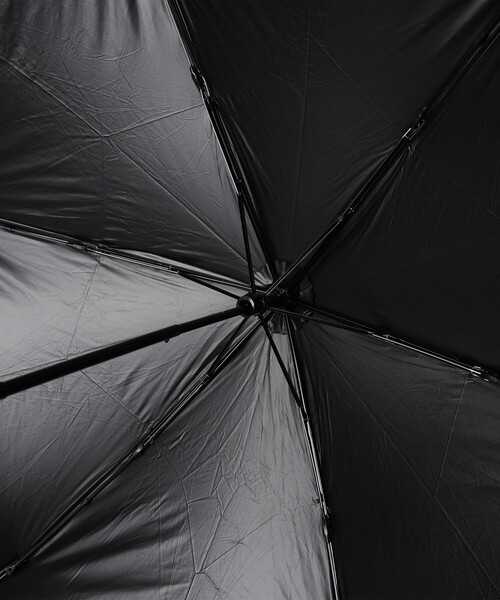 bpr BEAMS（ビーピーアール ビームス ）の「【コンパクト】UVカット 晴雨兼用 折り畳み傘 ②（折りたたみ傘・レディース・シルバー/ブラック・ONE SIZE）」の15枚目の写真