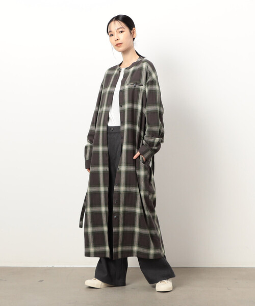 ONIGIRI（オニギリ）の「起毛チェック　シャツワンピース（シャツワンピース・レディース・チャコール/ベージュ・FREE）」の2枚目の写真