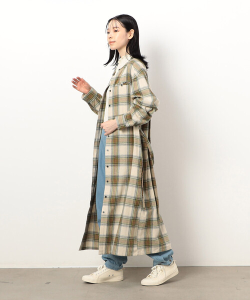 ONIGIRI（オニギリ）の「起毛チェック　シャツワンピース（シャツワンピース・レディース・チャコール/ベージュ・FREE）」の4枚目の写真