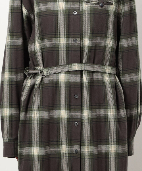 ONIGIRI（オニギリ）の「起毛チェック　シャツワンピース（シャツワンピース・レディース・チャコール/ベージュ・FREE）」の11枚目の写真