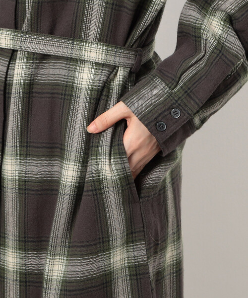 ONIGIRI（オニギリ）の「起毛チェック　シャツワンピース（シャツワンピース・レディース・チャコール/ベージュ・FREE）」の13枚目の写真