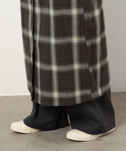 ONIGIRI（オニギリ）の「起毛チェック　シャツワンピース（シャツワンピース・レディース・チャコール/ベージュ・FREE）」の14枚目の写真