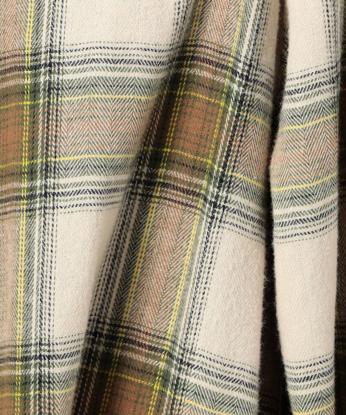 ONIGIRI（オニギリ）の「起毛チェック　シャツワンピース（シャツワンピース・レディース・チャコール/ベージュ・FREE）」の16枚目の写真