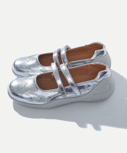 WHO'S WHO gallery（フーズフーギャラリー）の「【HiNT/ヒント】ウィングチップストラップシューズ（ローファー・レディース・ブラック/シルバー・39/38/37）」の12枚目の写真