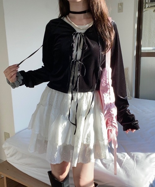 nemne store(ネンネストア)の「【Seoup】リボンチョーカーベロアボレロカーディガン(カーディガン/ボレロ・レディース・ピンク系/ブラック系・フリー)」の2枚目の写真