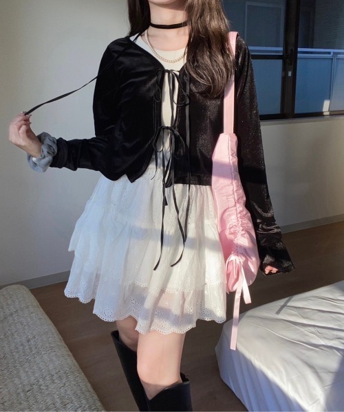nemne store(ネンネストア)の「【Seoup】リボンチョーカーベロアボレロカーディガン(カーディガン/ボレロ・レディース・ピンク系/ブラック系・フリー)」の11枚目の写真
