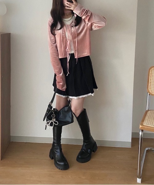 nemne store(ネンネストア)の「【Seoup】リボンチョーカーベロアボレロカーディガン(カーディガン/ボレロ・レディース・ピンク系/ブラック系・フリー)」の5枚目の写真