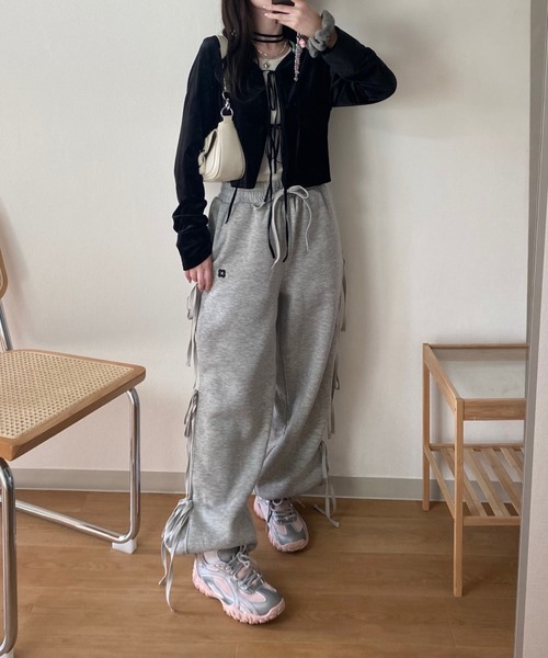 nemne store(ネンネストア)の「【Seoup】リボンチョーカーベロアボレロカーディガン(カーディガン/ボレロ・レディース・ピンク系/ブラック系・フリー)」の10枚目の写真