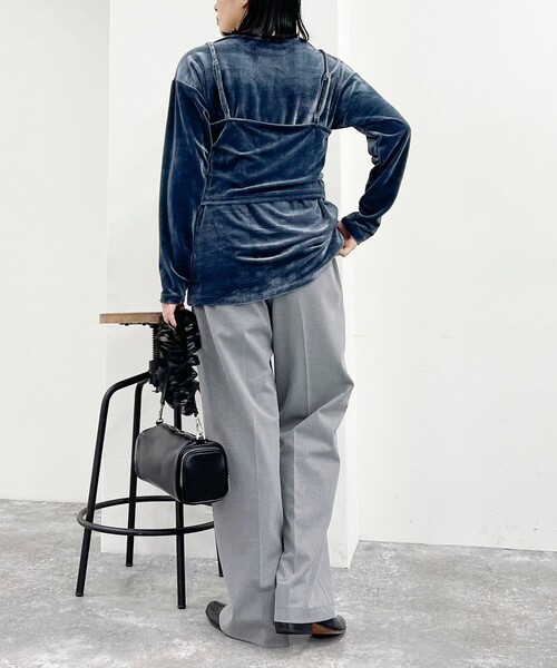 fredy emue(フレディエミュ)の「ベロアロンTビスチェセット(Tシャツ/カットソー・レディース・ブラック/グレイッシュブルー/ブラウン・38)」の7枚目の写真