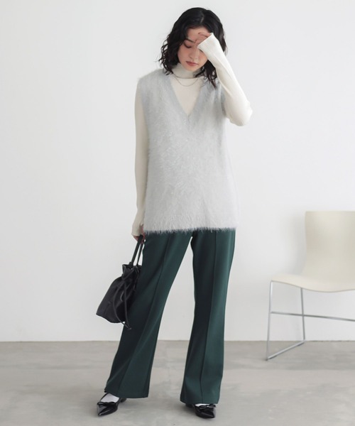 n'OrLABEL（ノアールレーベル）の「『裏起毛カットジョーゼットフレアパンツ』（スラックス・レディース・ブラック/グリーン/ブラウン・1/2）」の6枚目の写真